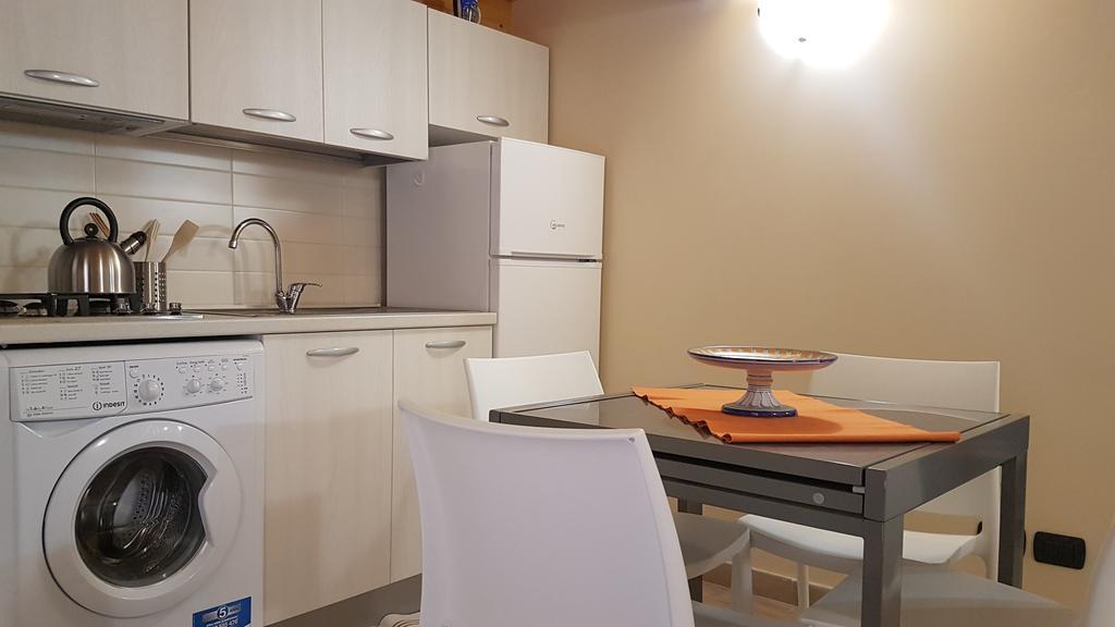 Loft Al Vicoletto Sul Mare Apartment Letojanni Bagian luar foto