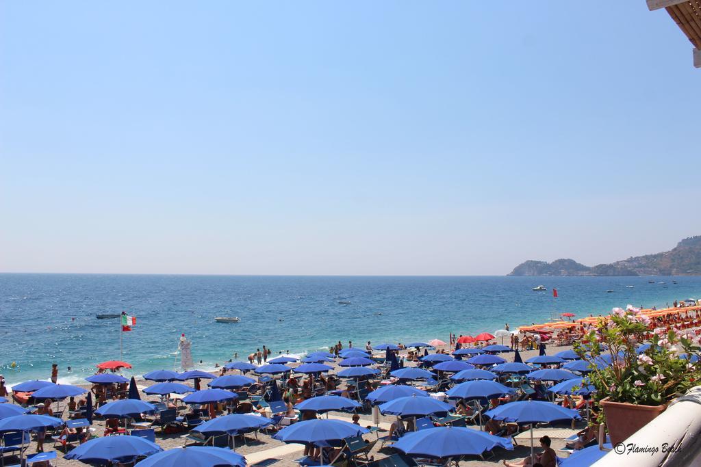 Loft Al Vicoletto Sul Mare Apartment Letojanni Bagian luar foto